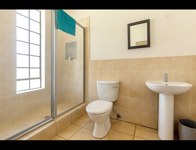 2 BEDROOM APARTMENT FOR SALE IN HONEYDEW